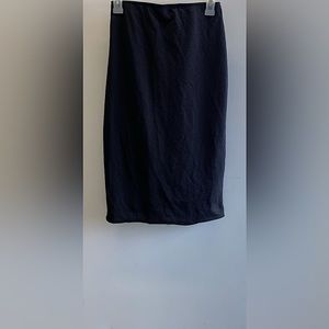 Women’s Stretchy Black Midi Pencil Skirt- Medium